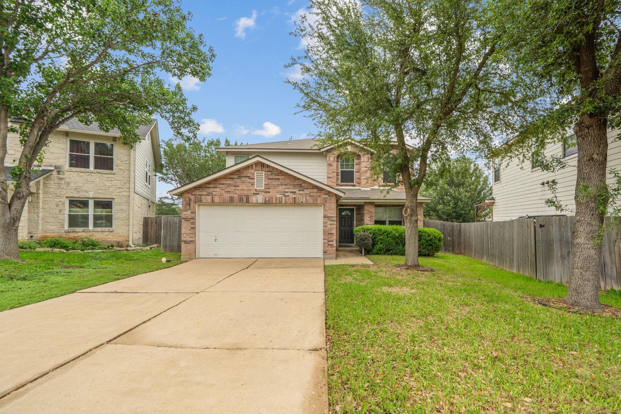 109 Comal Cv