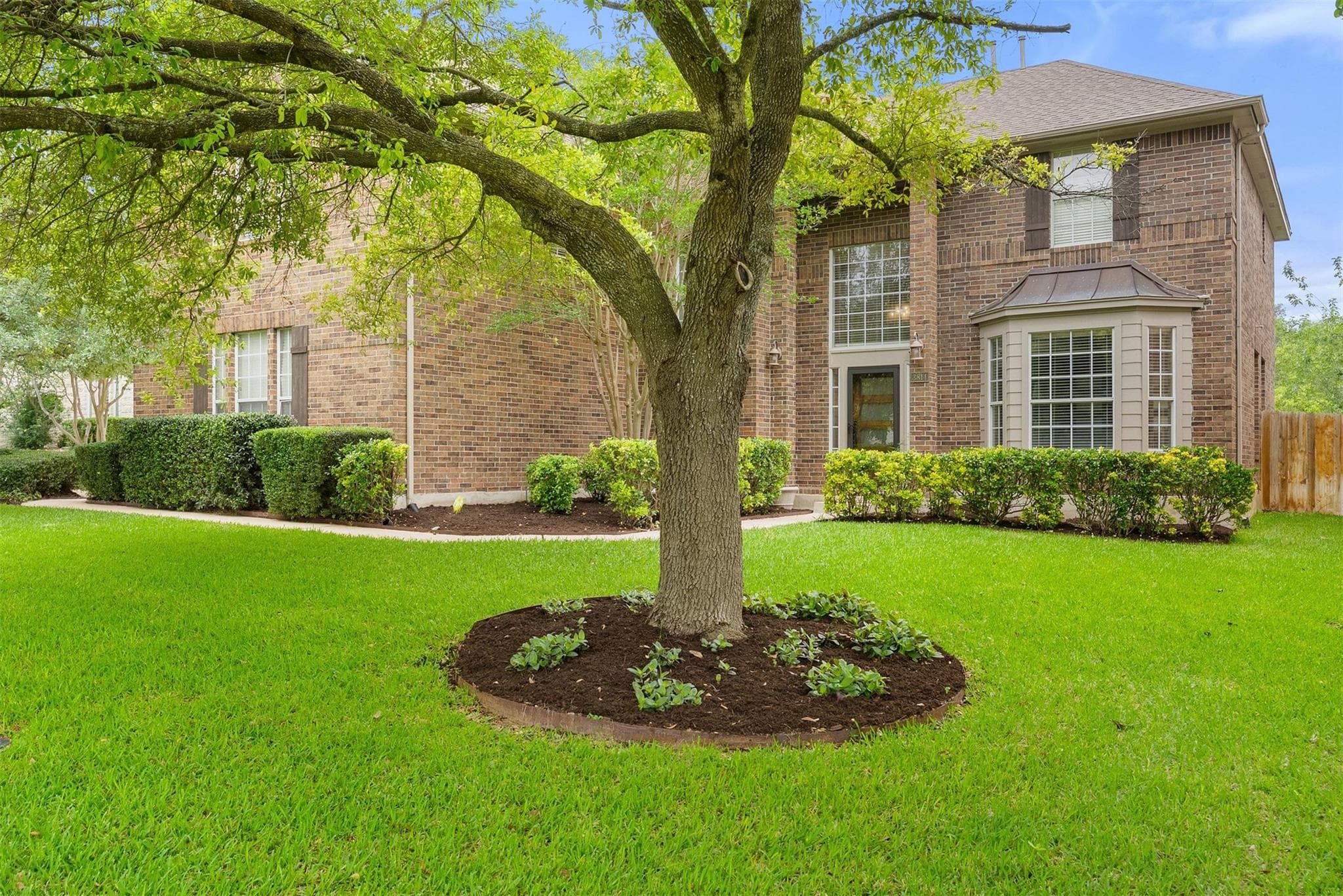 3814 Forest Creek Dr