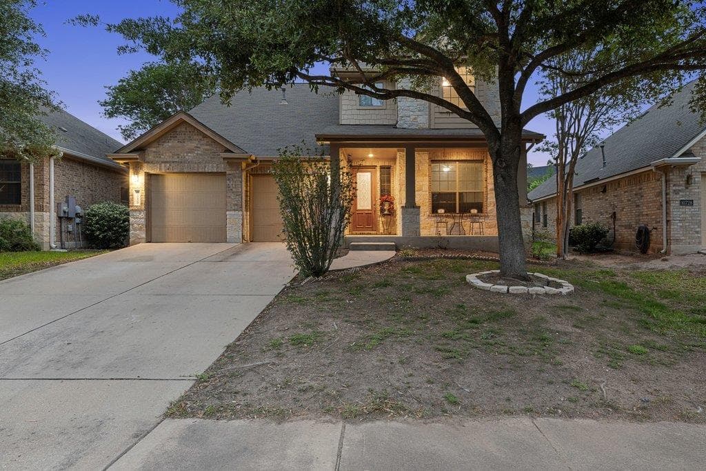 10800 Desert Willow Loop