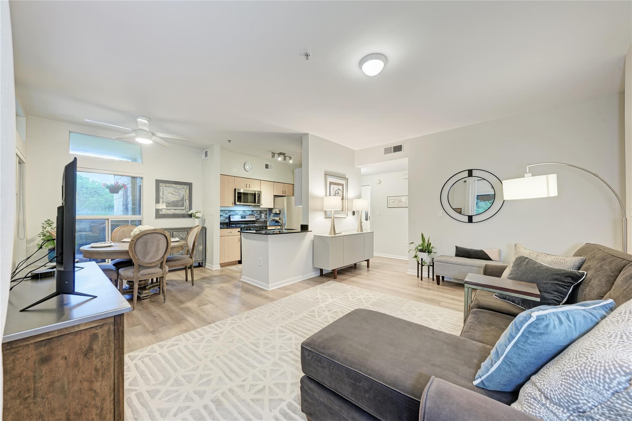 2209 Hancock Dr #2