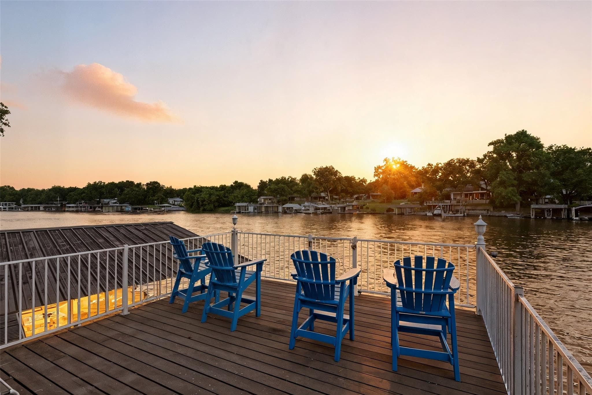 2546 Williams Lakeshore None