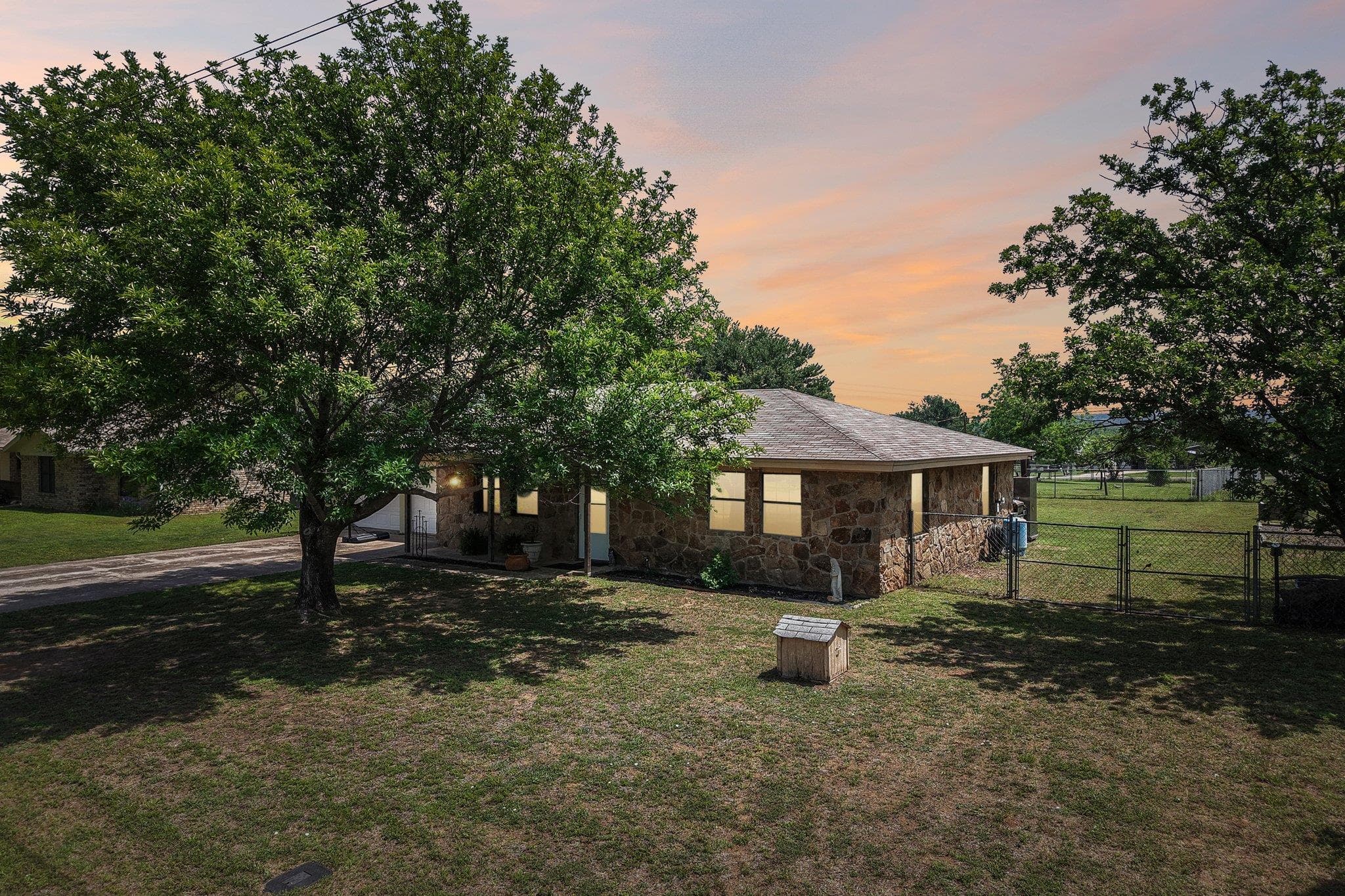 115 Mountain View Dr