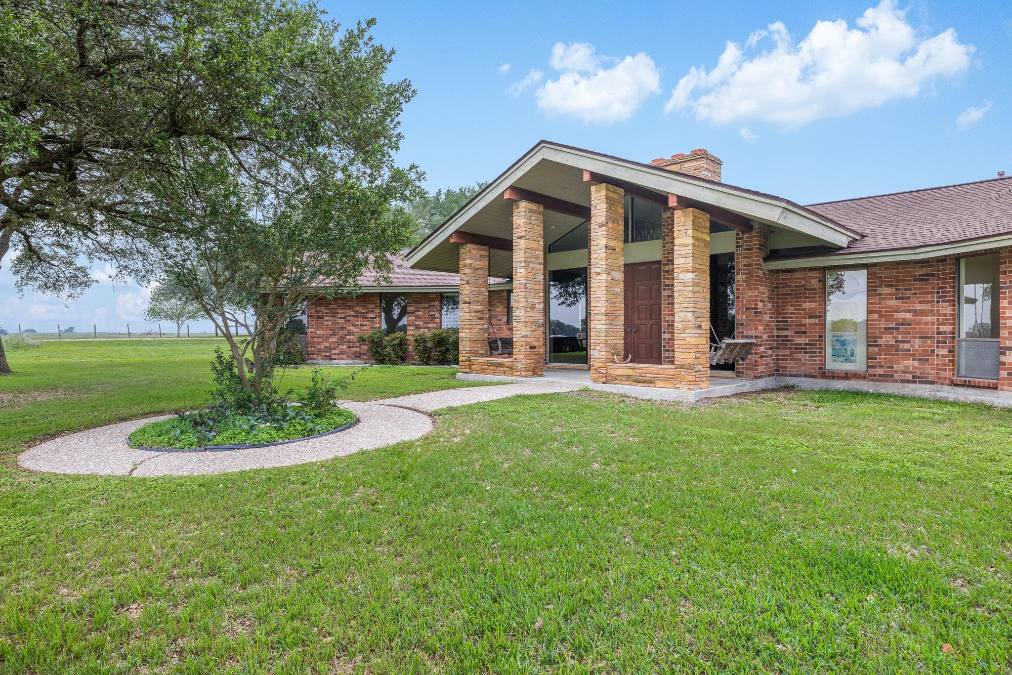 1931 Bruno Rd