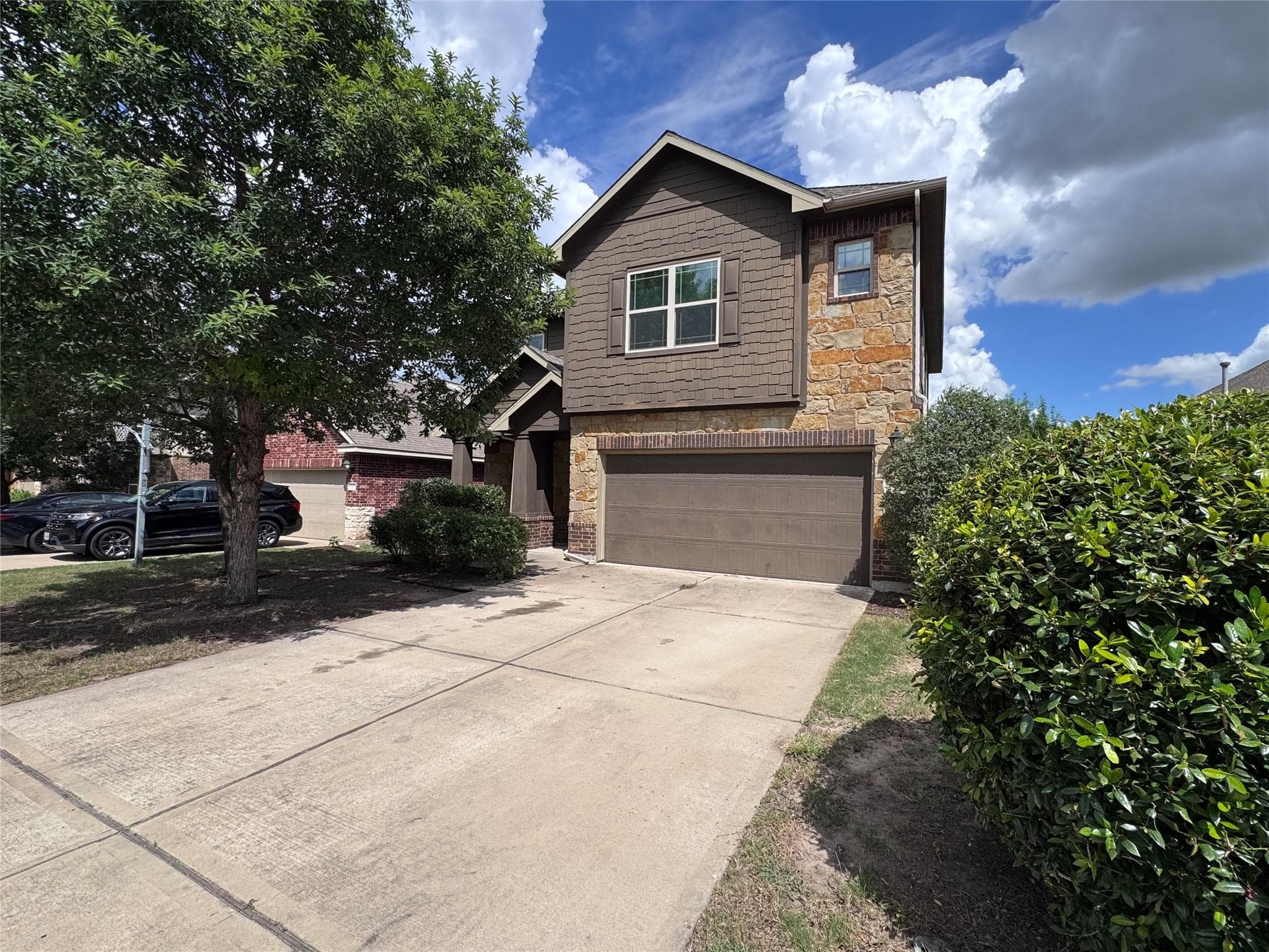 2605 Rough Berry Rd