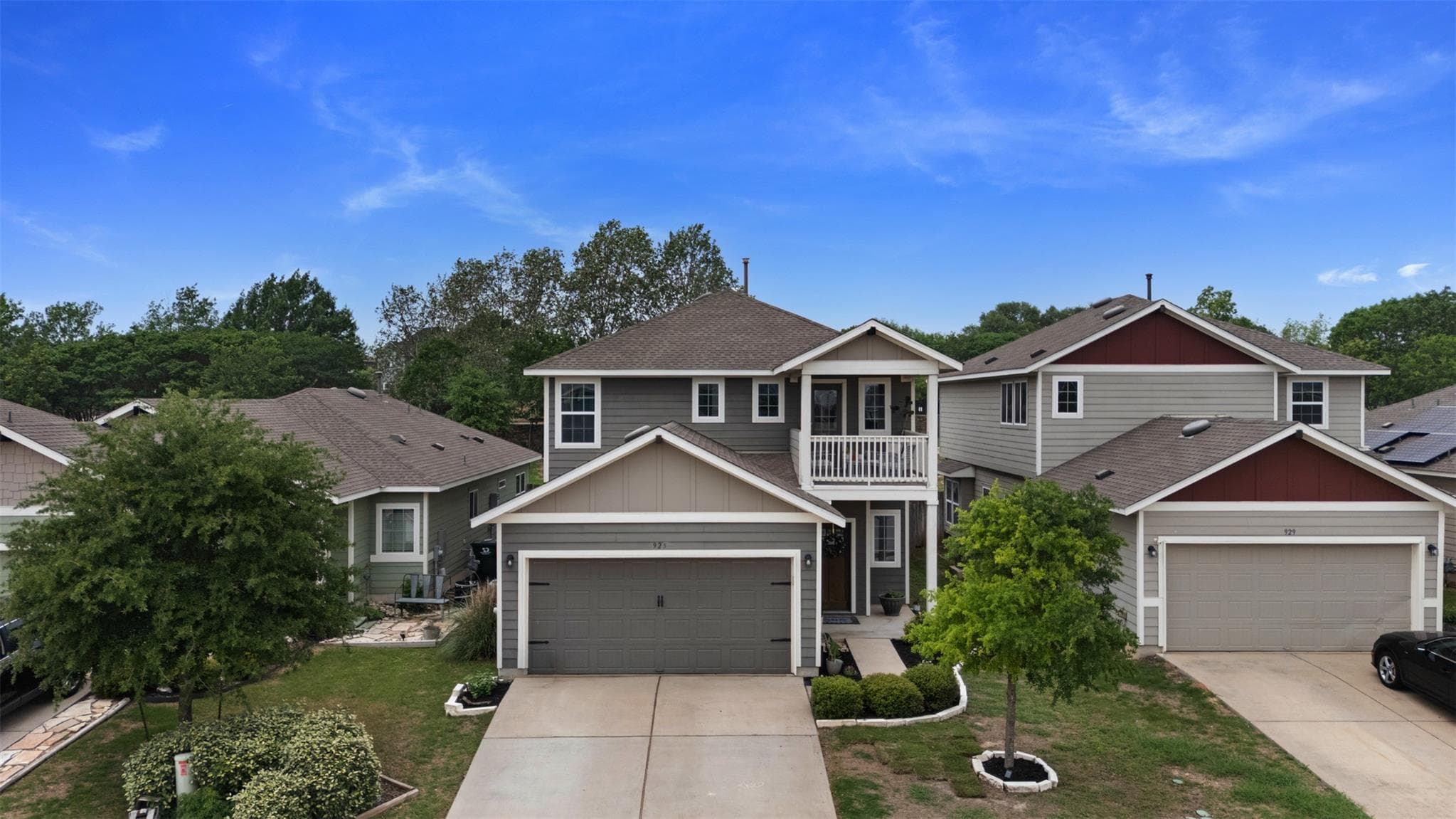 925 Stampede Rd