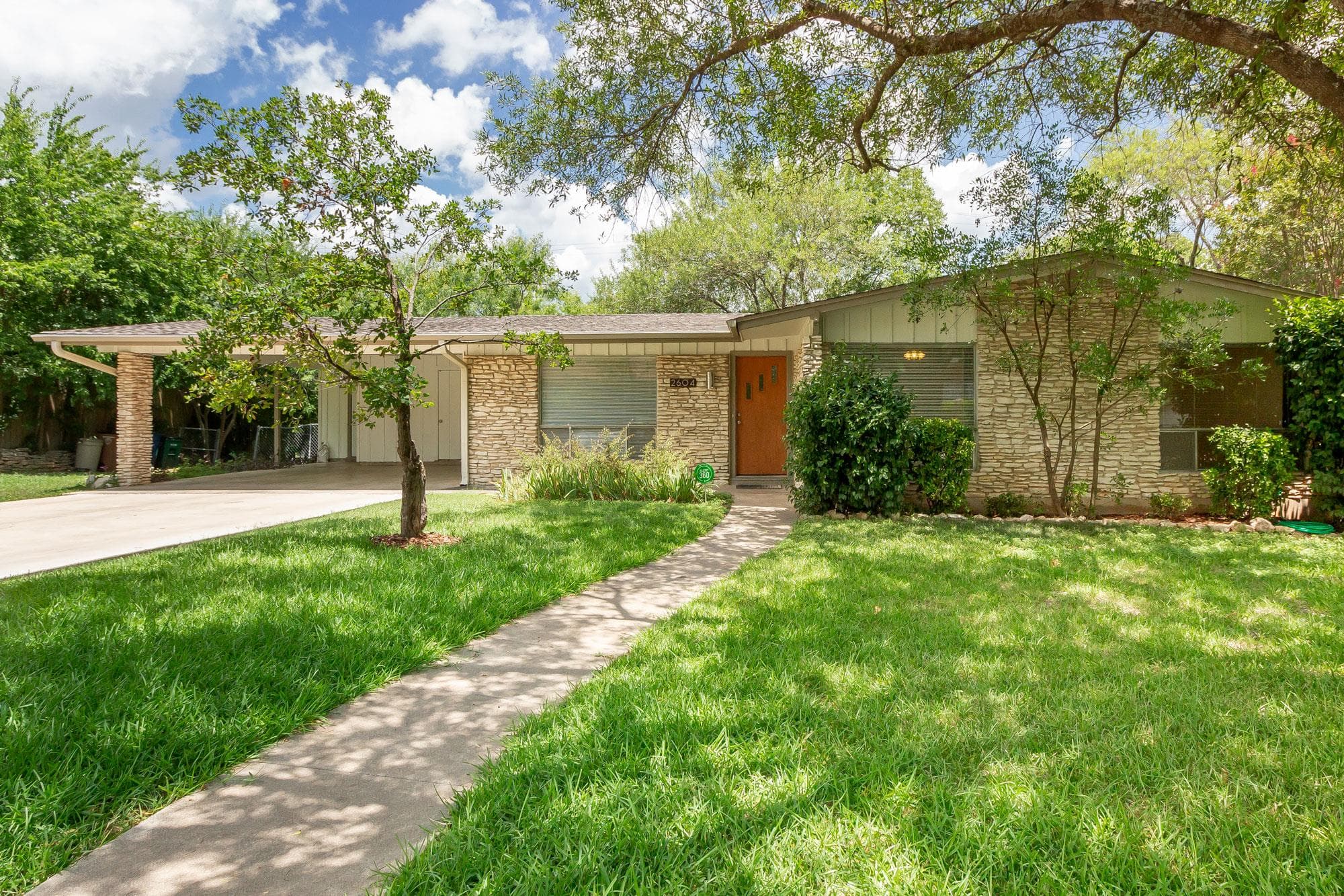 2604 Rock Terrace Dr