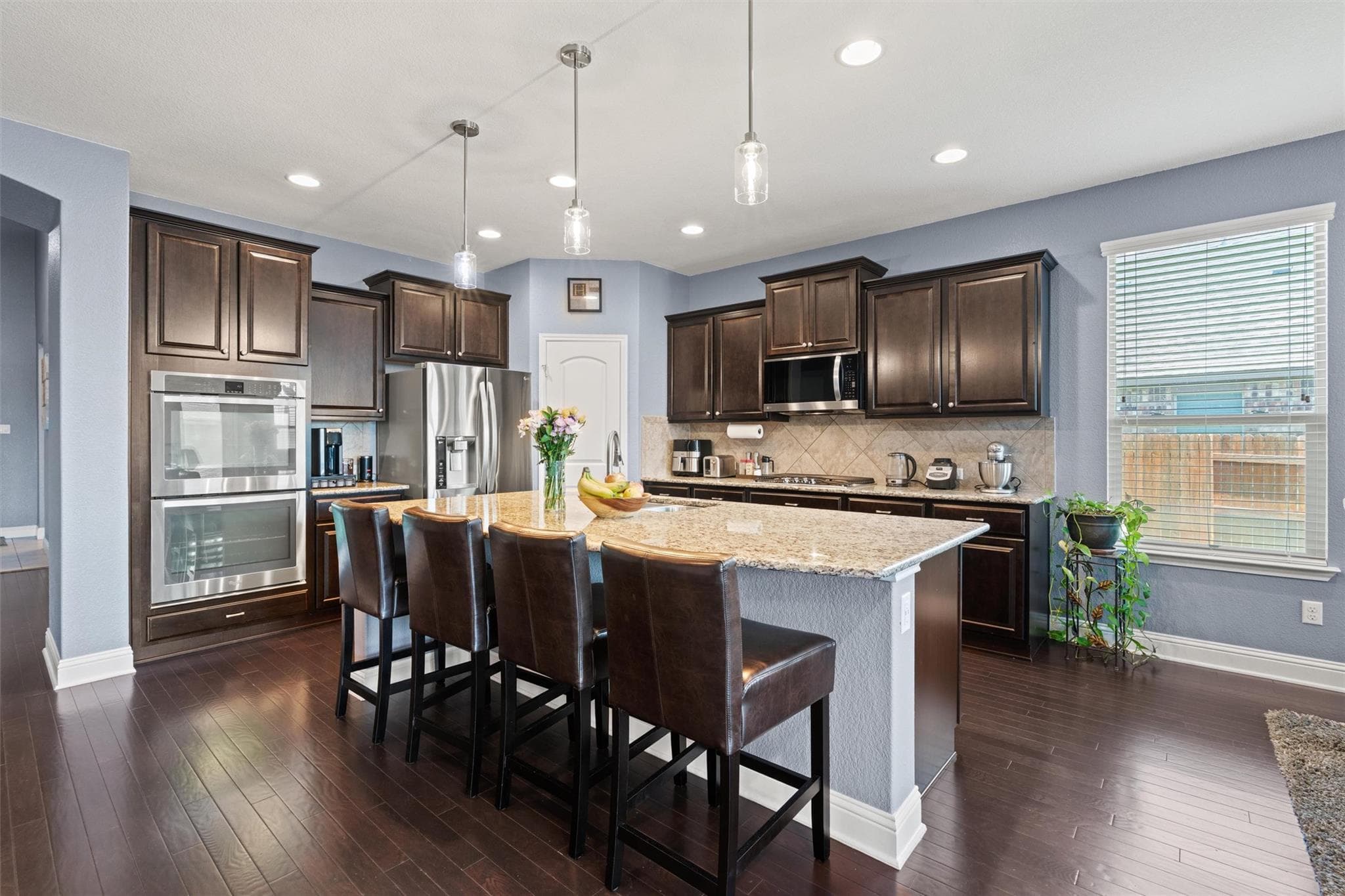 3504 Esperanza Dr