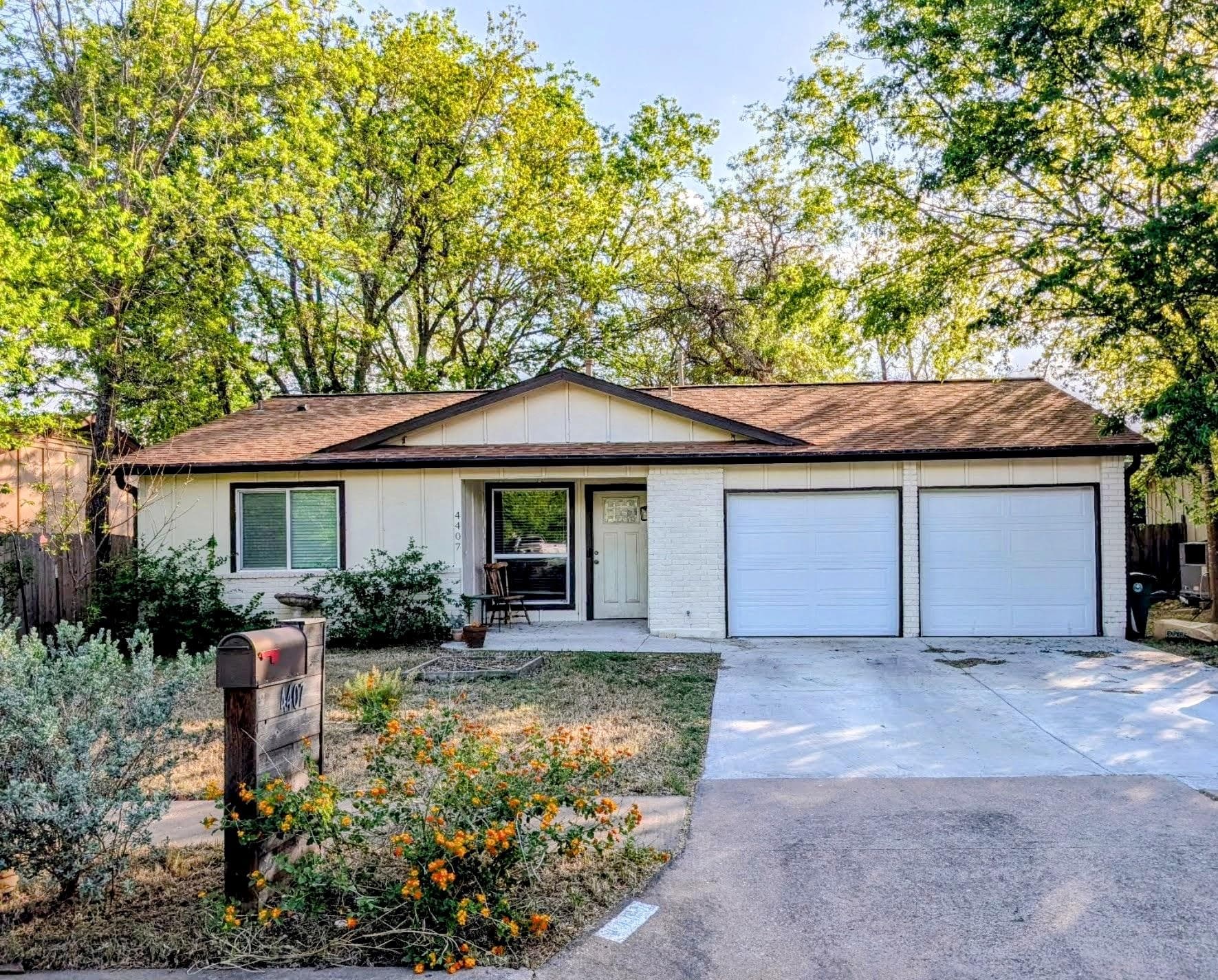 4407 Dovewood Dr