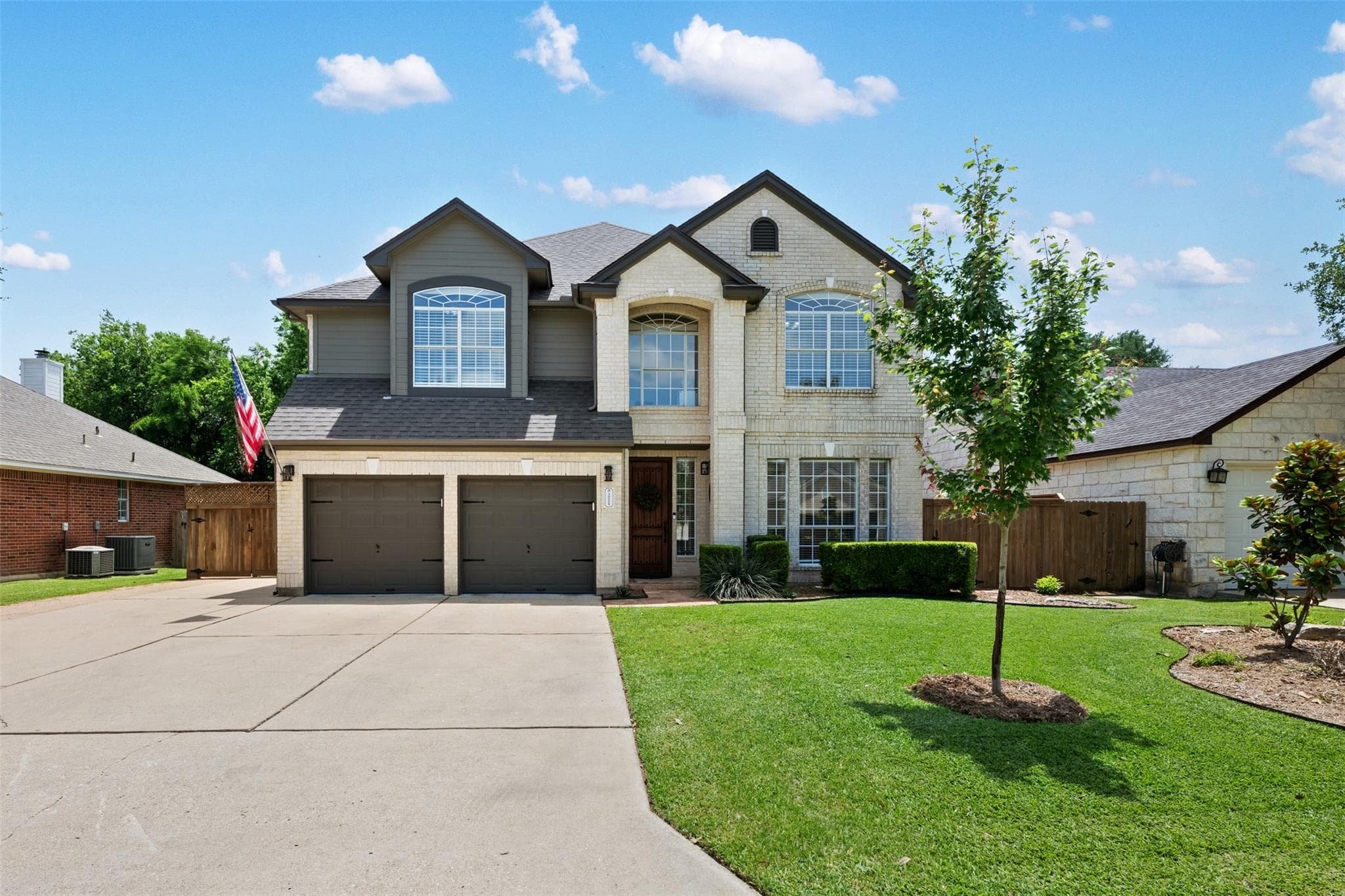 30008 Oakland Hills Dr