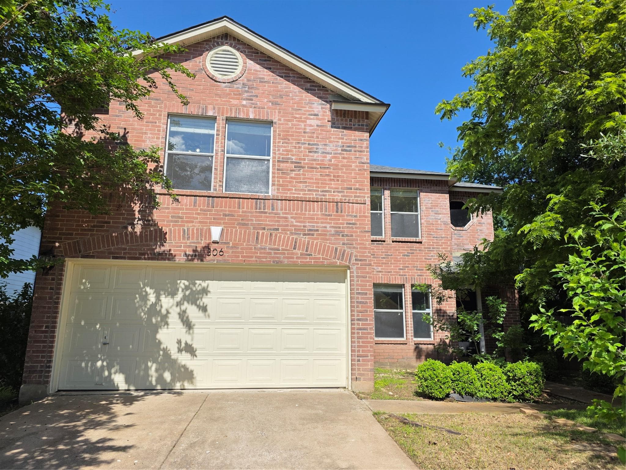 306 Greener Dr