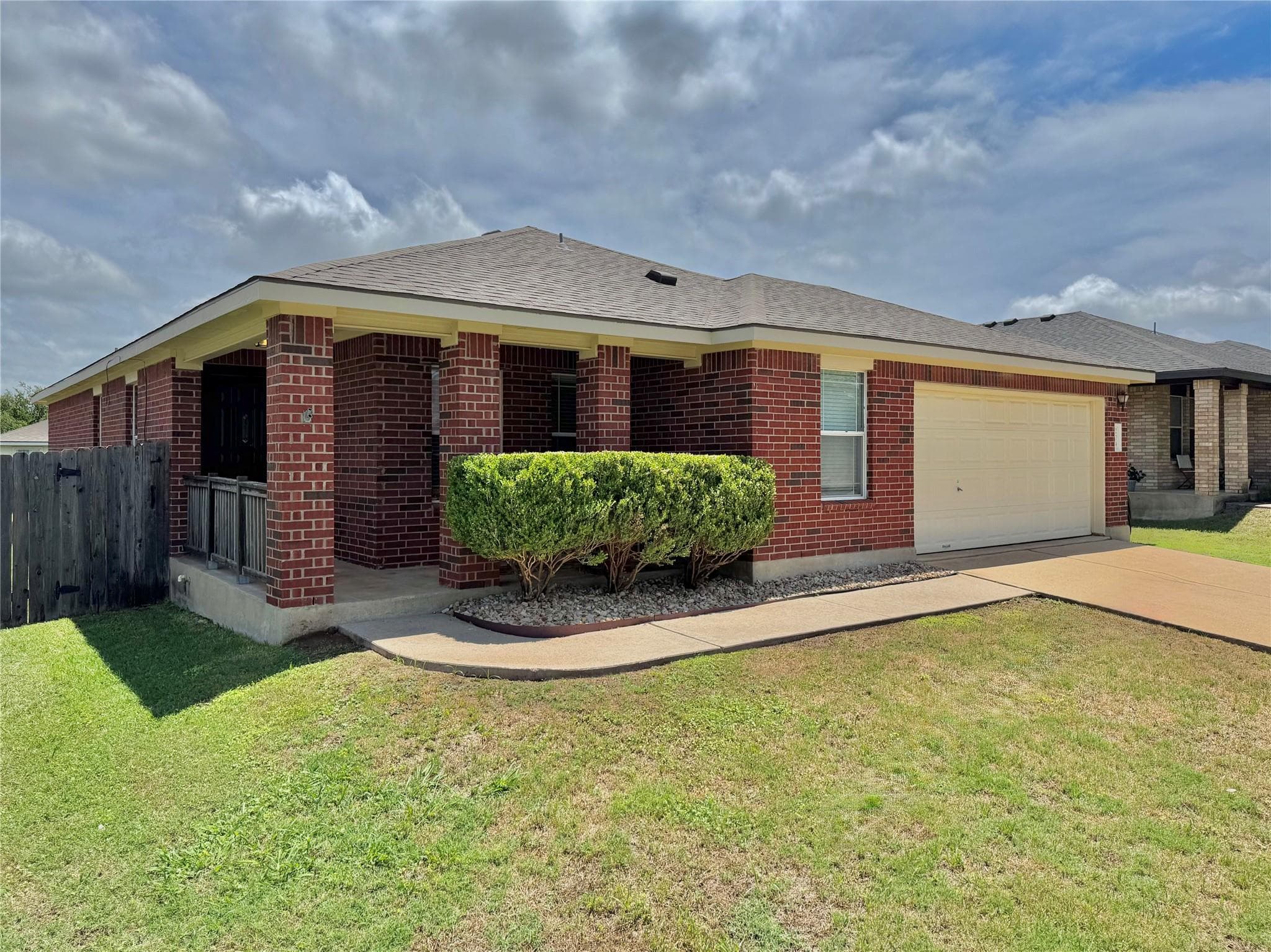 204 Woodley Rd