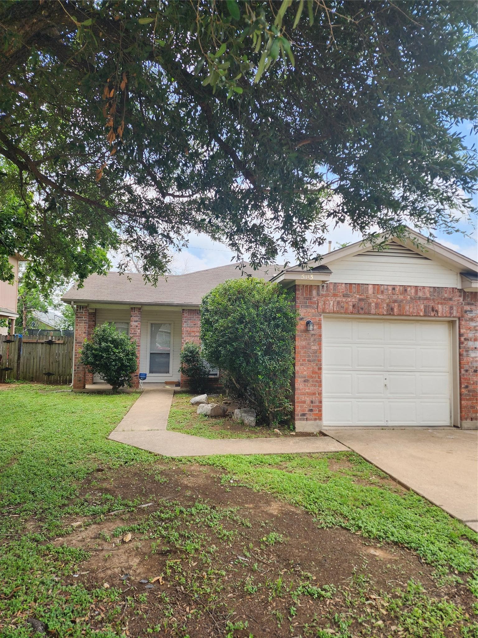 503 Gregory Ct
