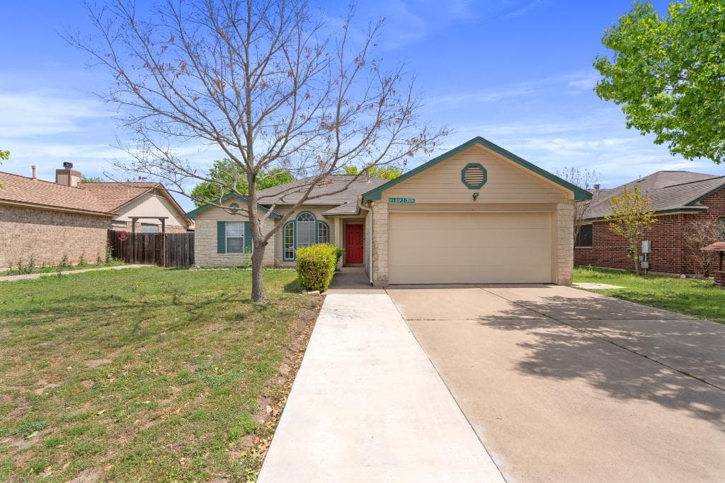 604 Maplecreek Dr