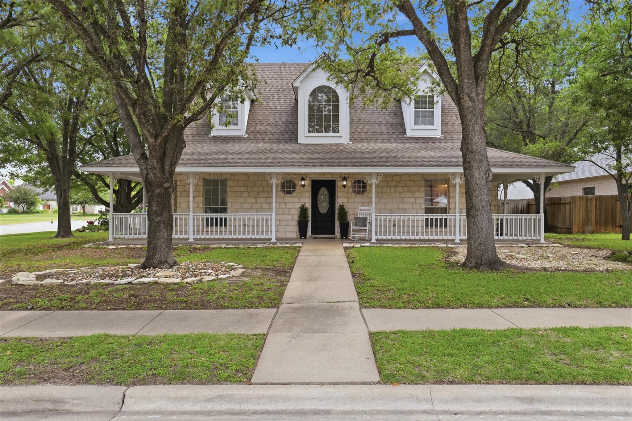 400 Split Oak Dr