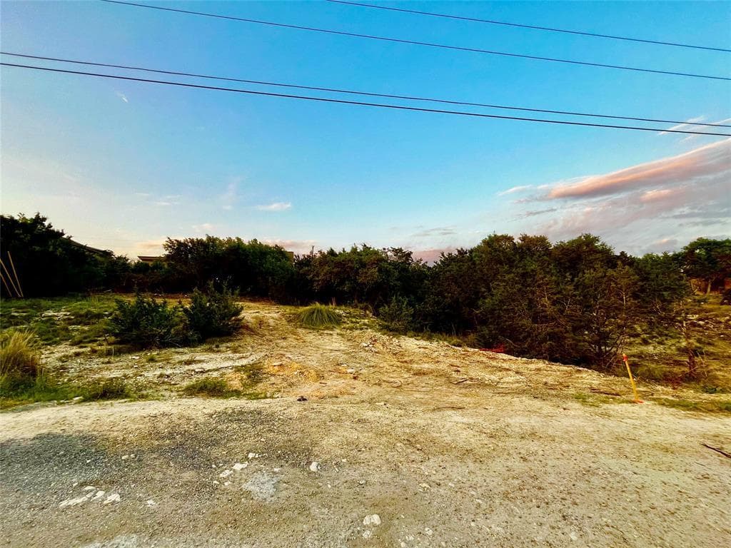 17612 Village Dr