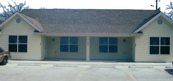 203 Railroad St #4A