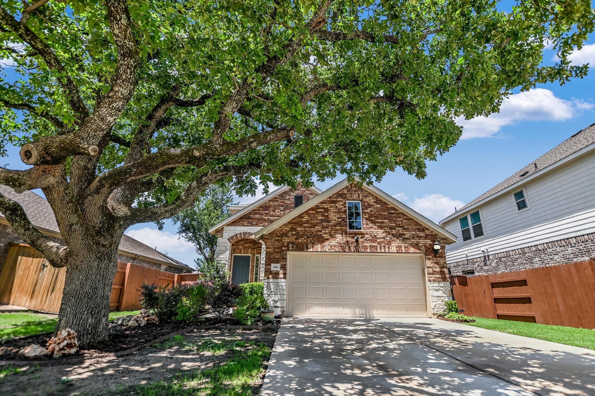 616 Pheasant Hill Ln