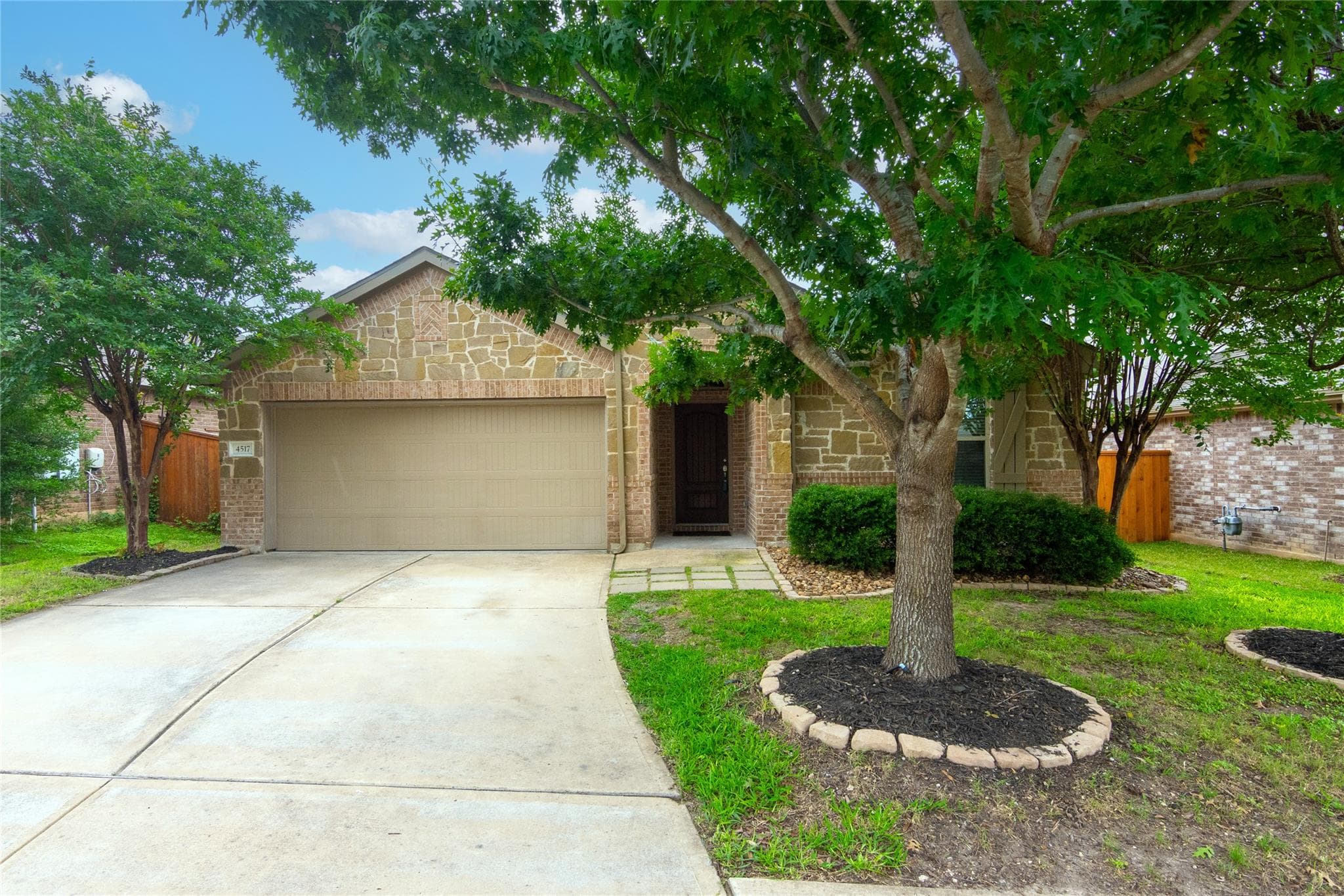 4517 Chestnut Meadows Bnd