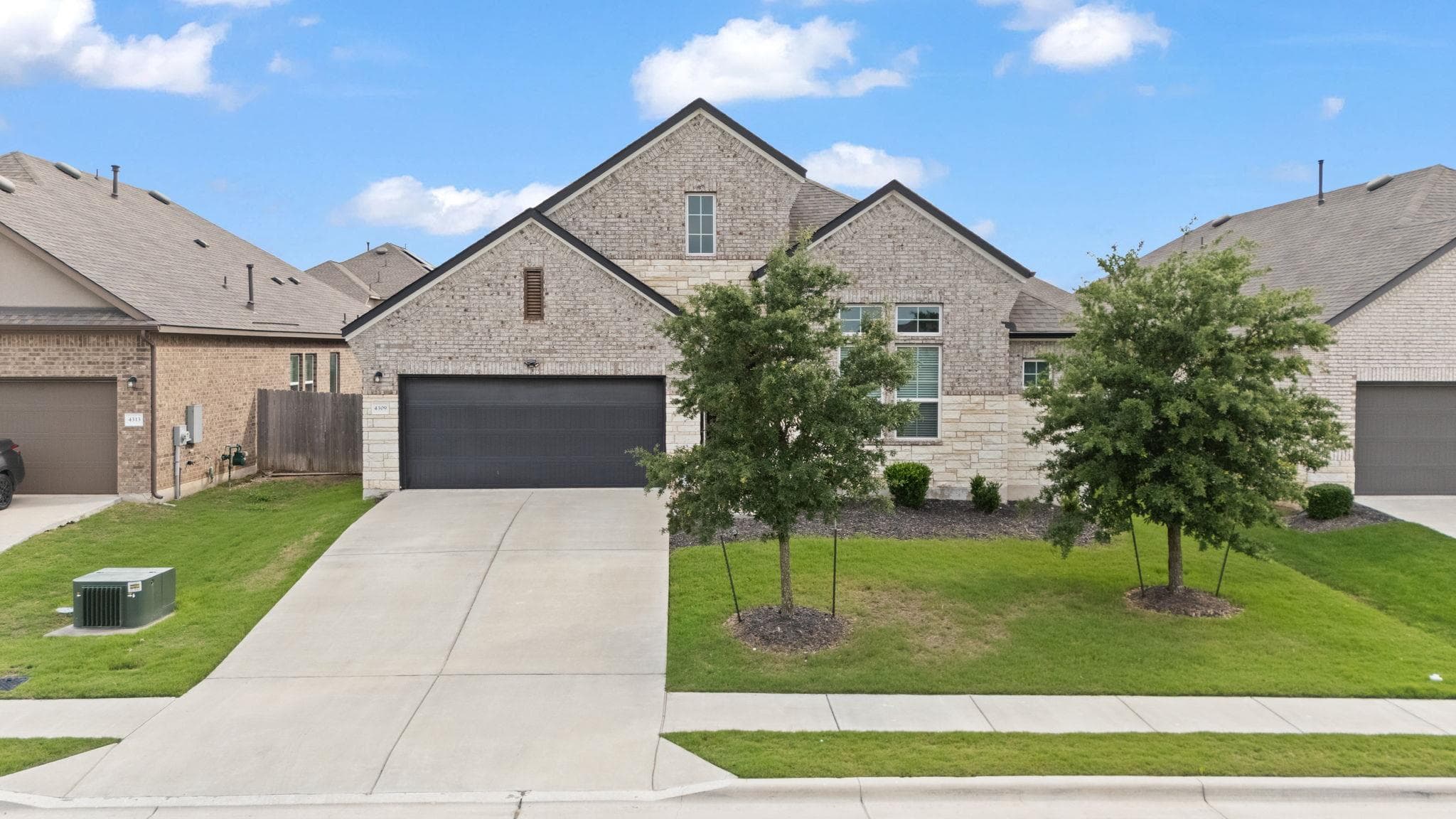 4309 Oryx Ln