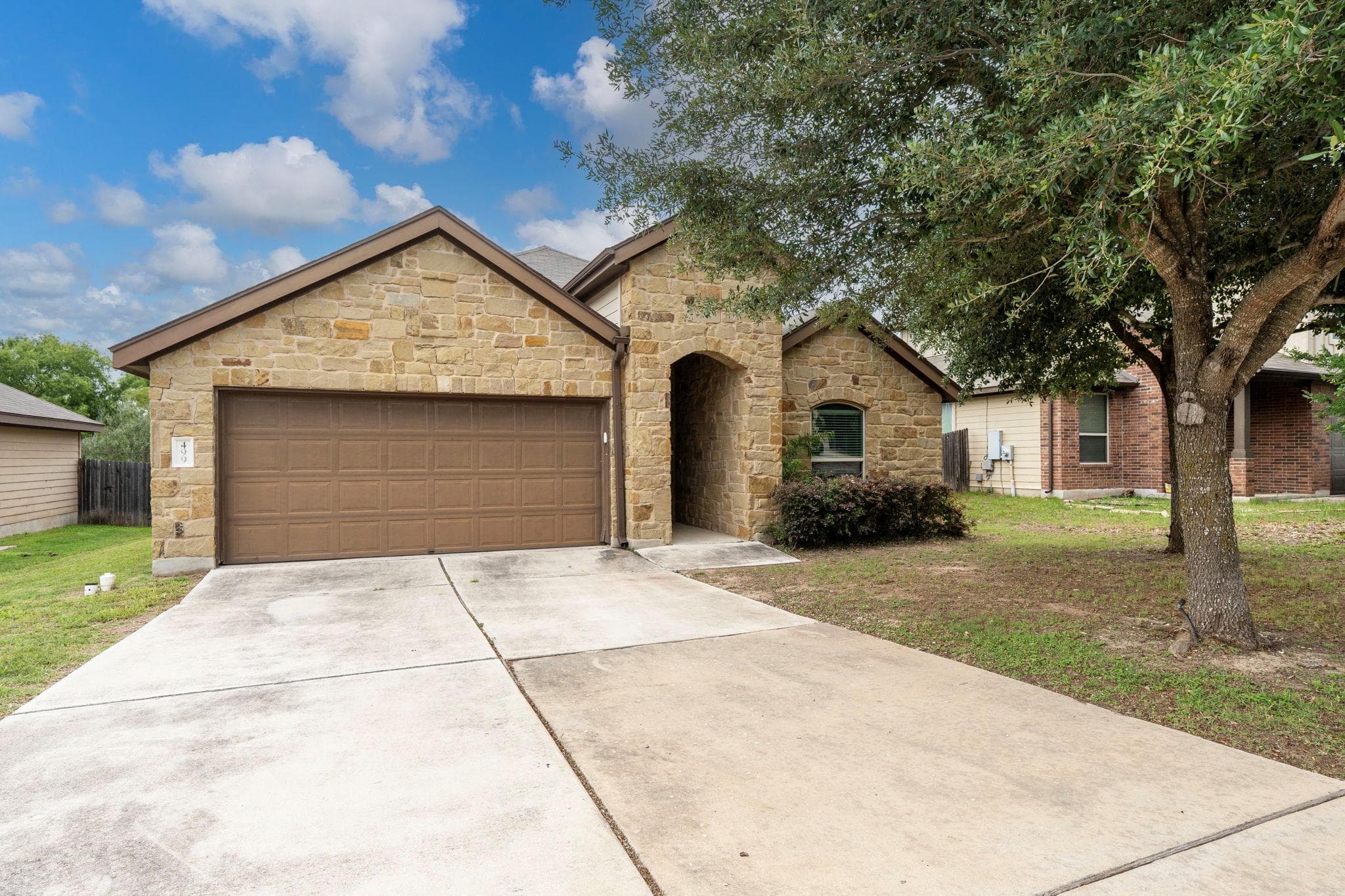 499 Eagle Brook Ln