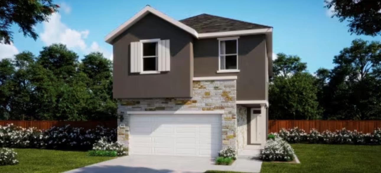 125 Maverick Ave