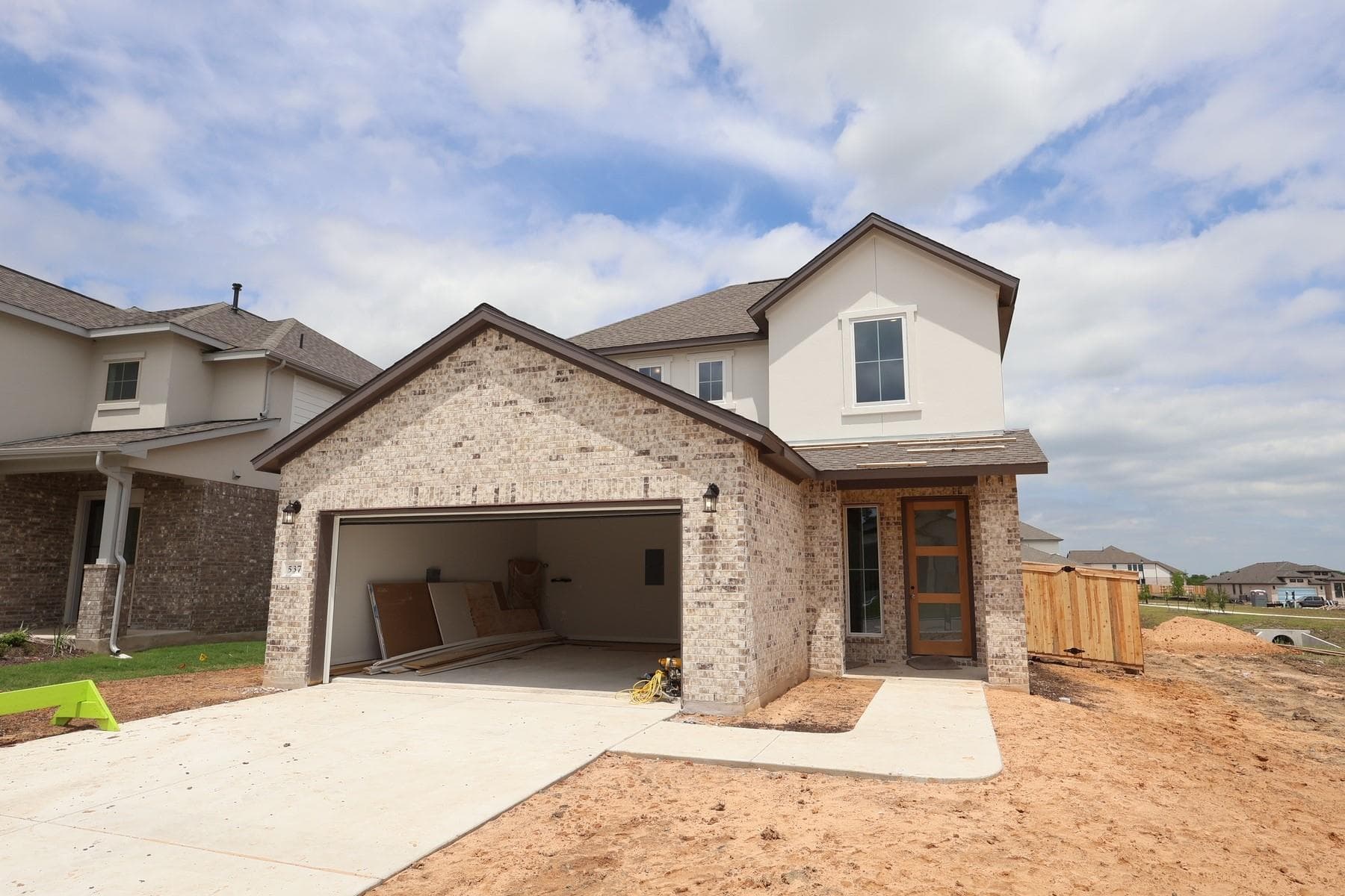 537 Bloomington Loop None