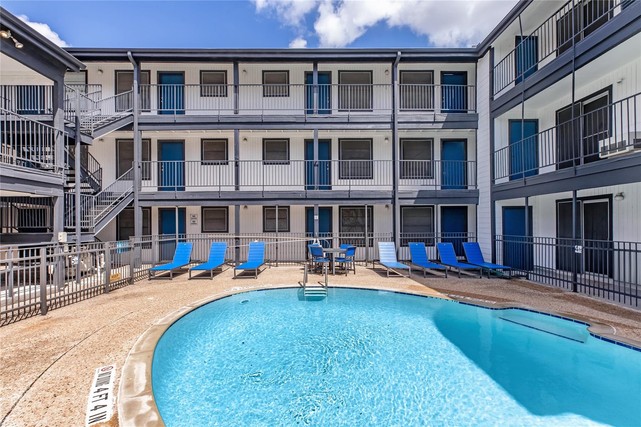 6010 N Lamar Blvd #205