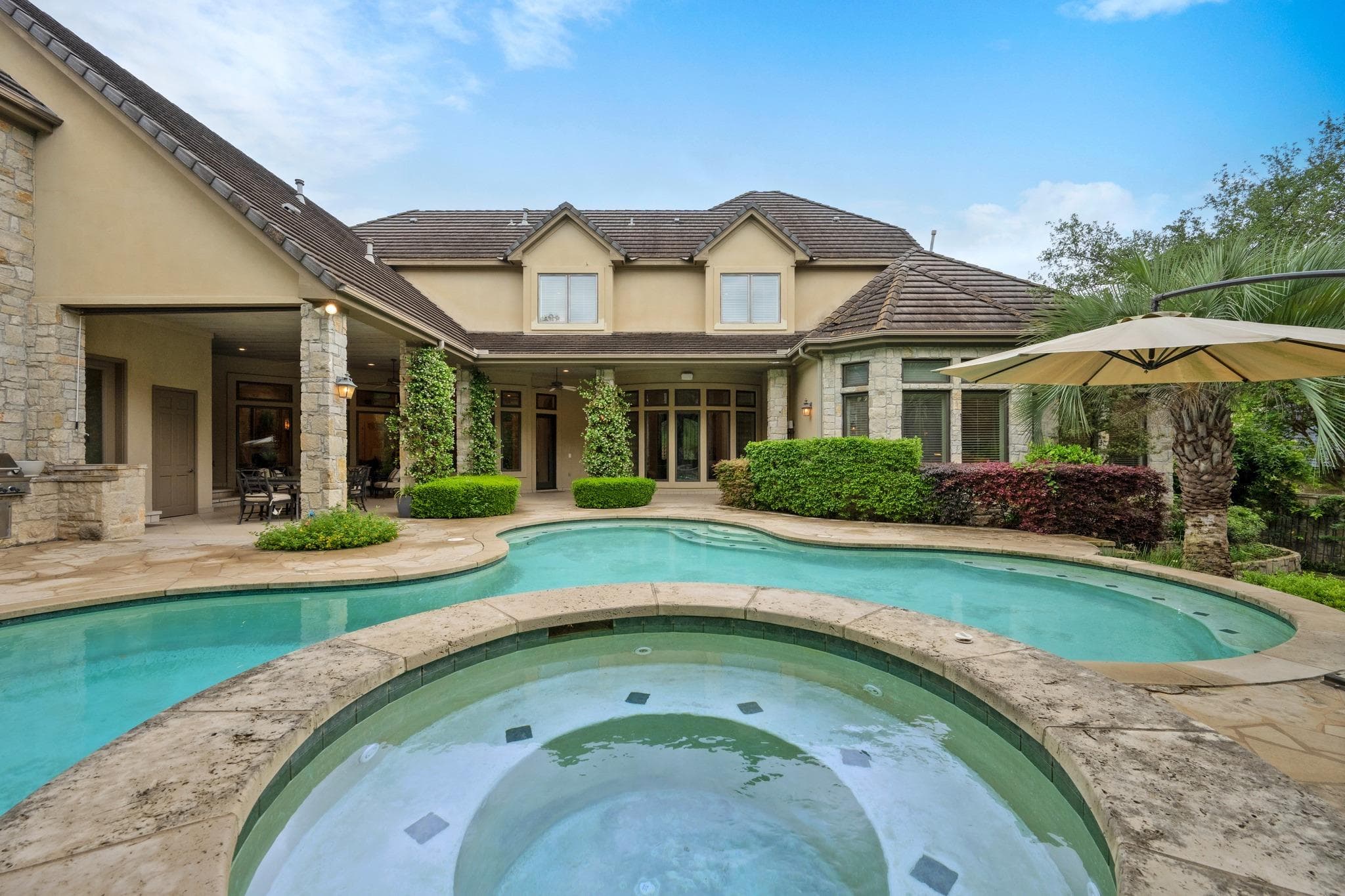 2808 Calaw Cv