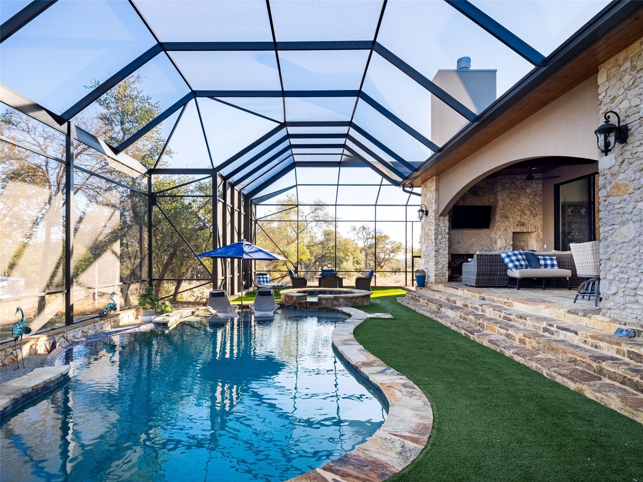 435 Gardenia Dr