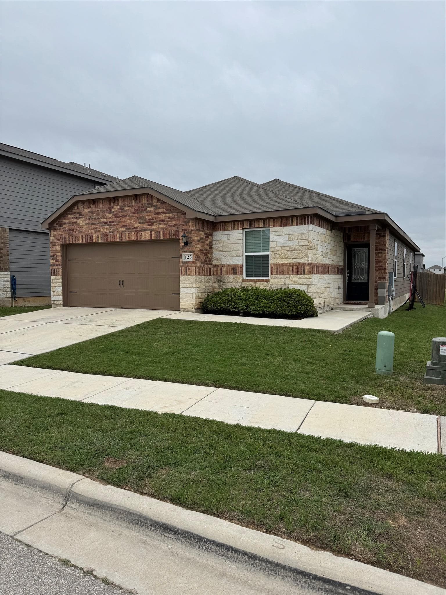 125 Revolution Rd