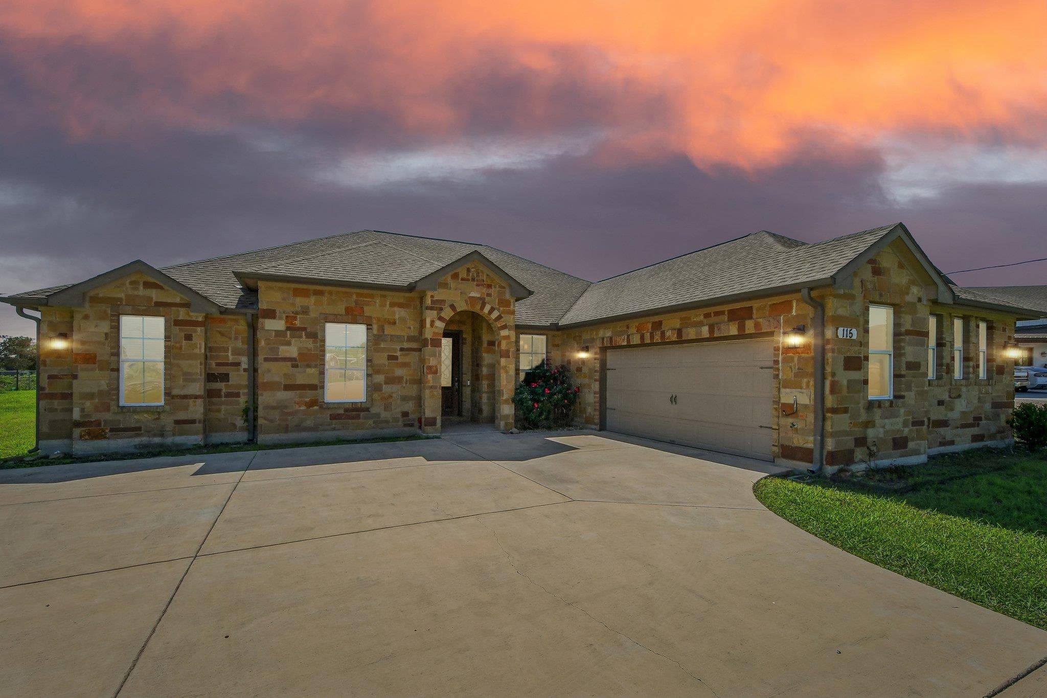 115 Nopal Ct