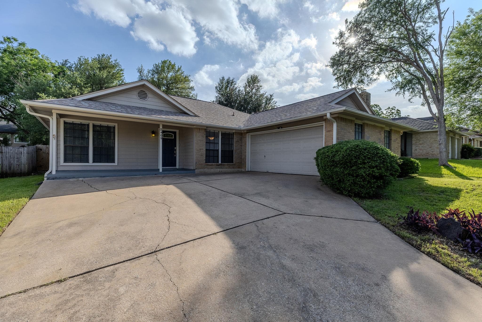 2409 Water Well Ln
