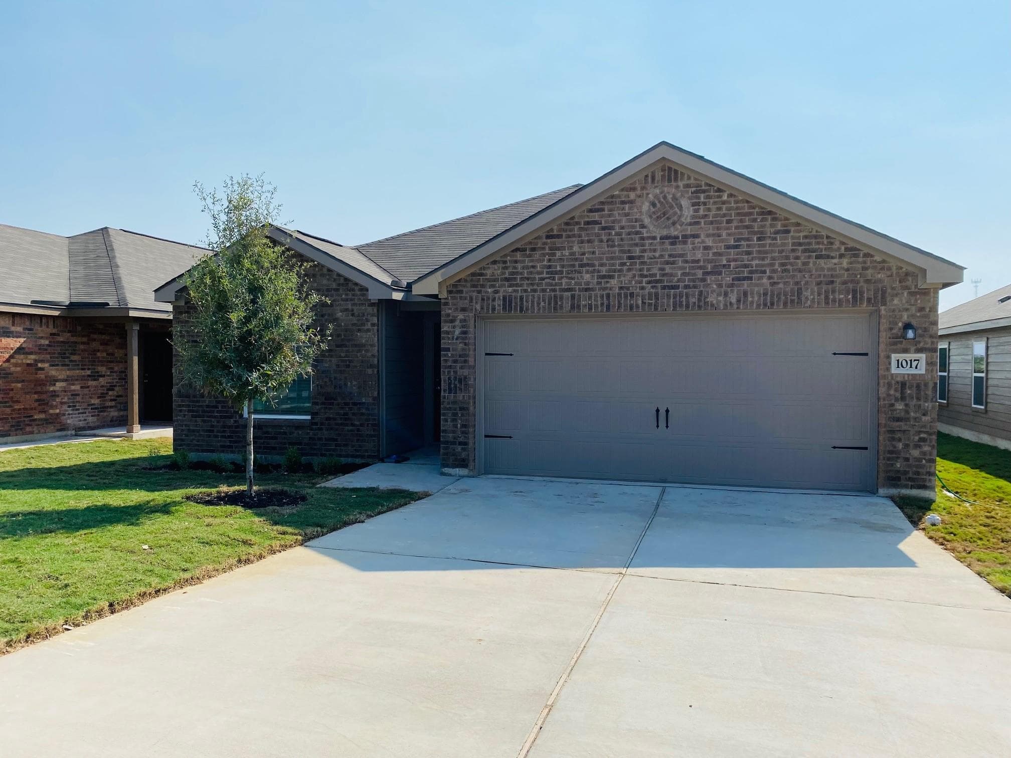 1017 Riverdale Cv