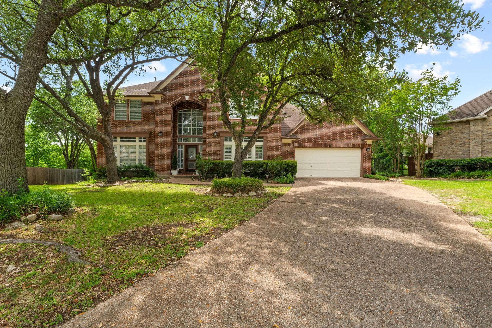 10501 Crow Wing Cv