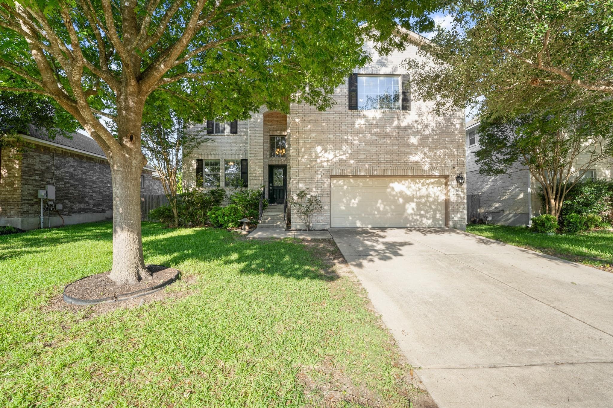 411 Olmos Dr