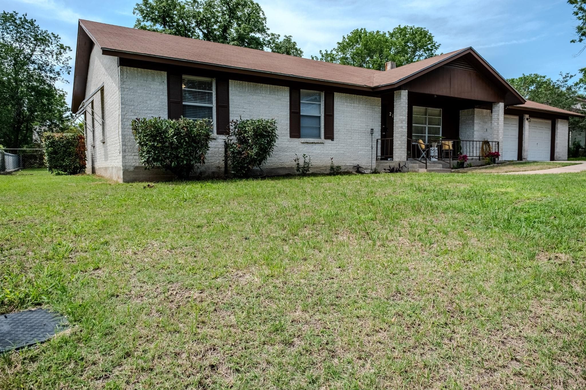 210 LOESCH Dr