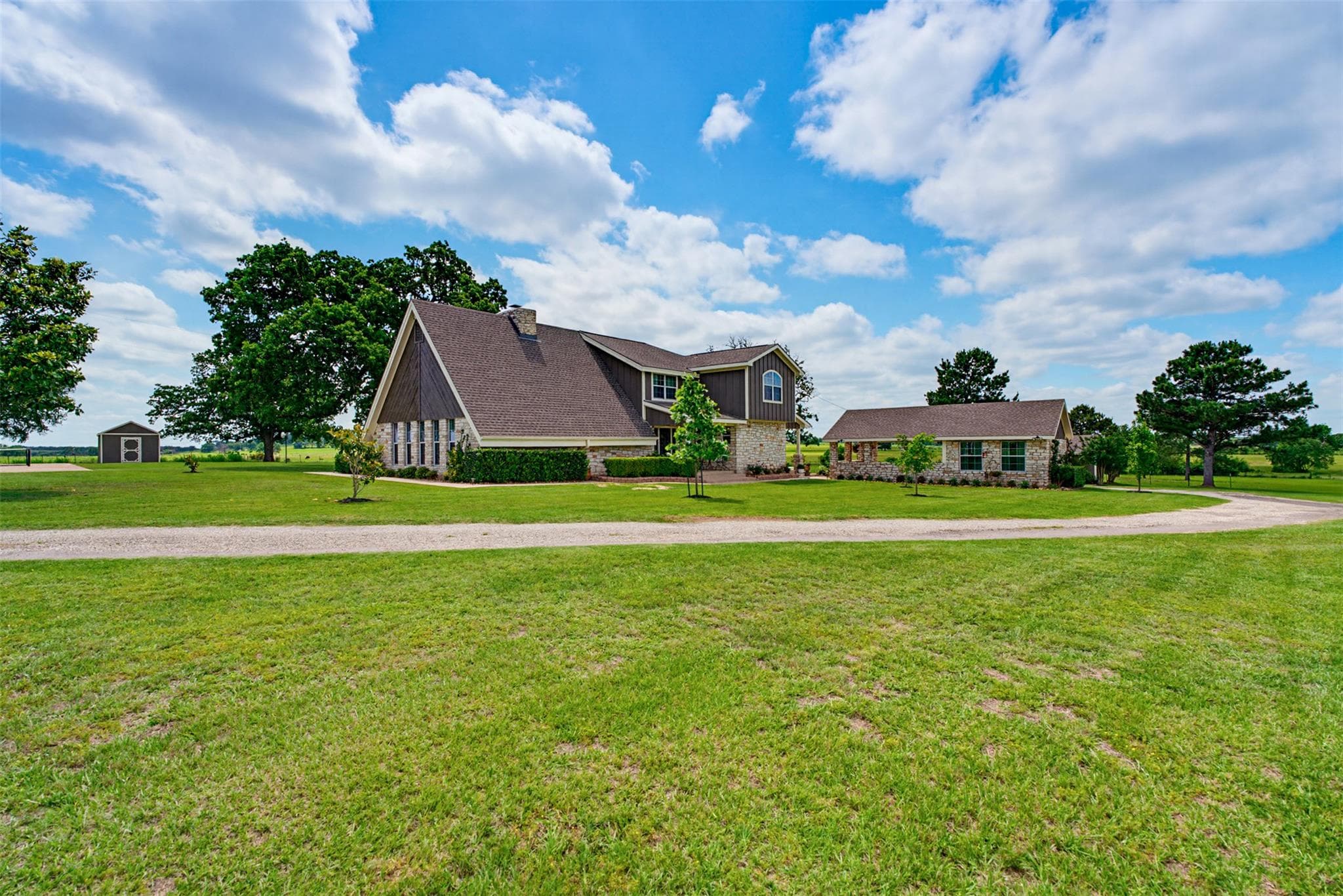 489 Boyd Ln