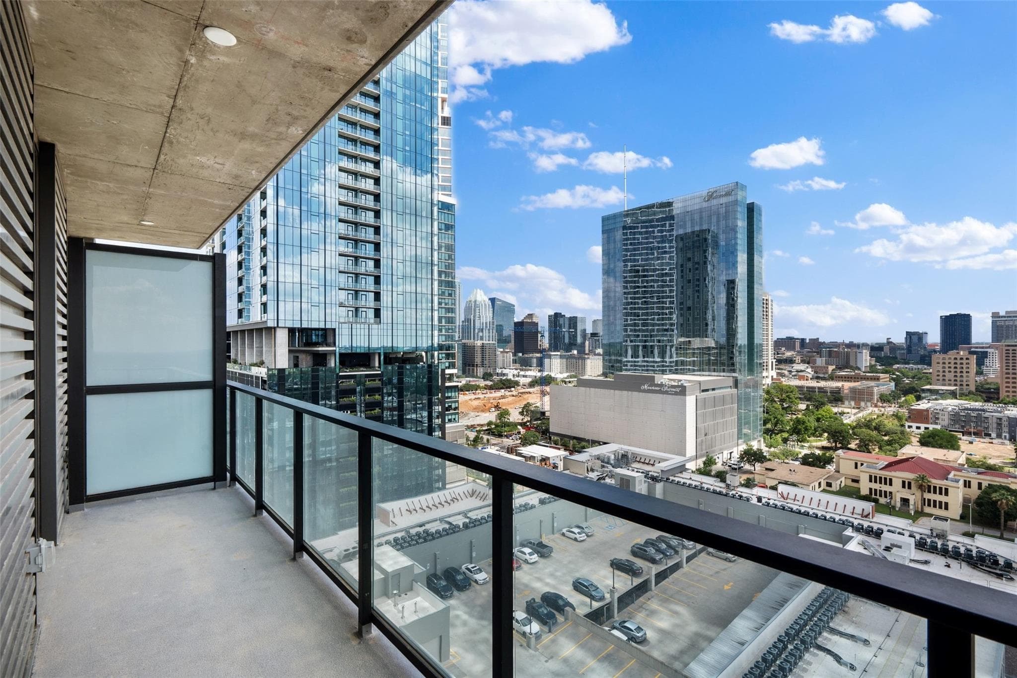 84 East Ave #1803
