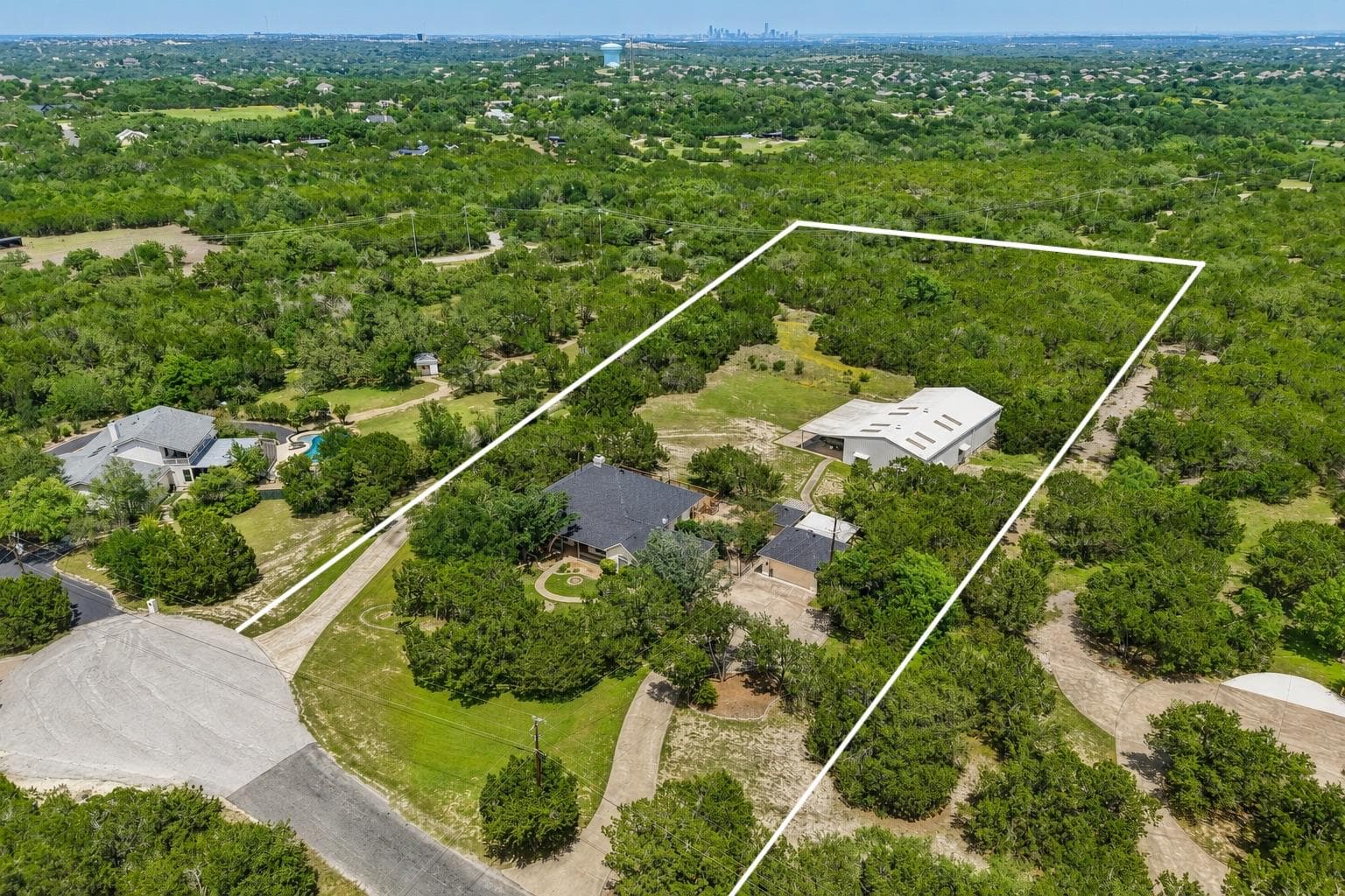 11705 Jess Dr