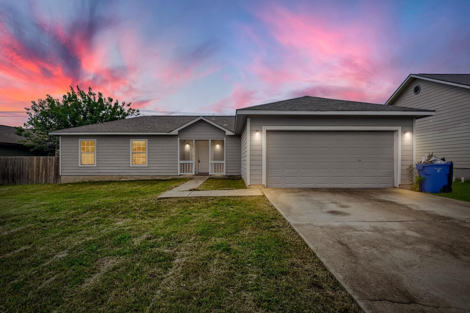 805 Debra Dr