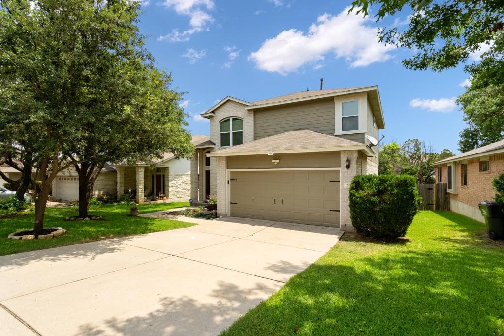 2704 Greenlee Dr