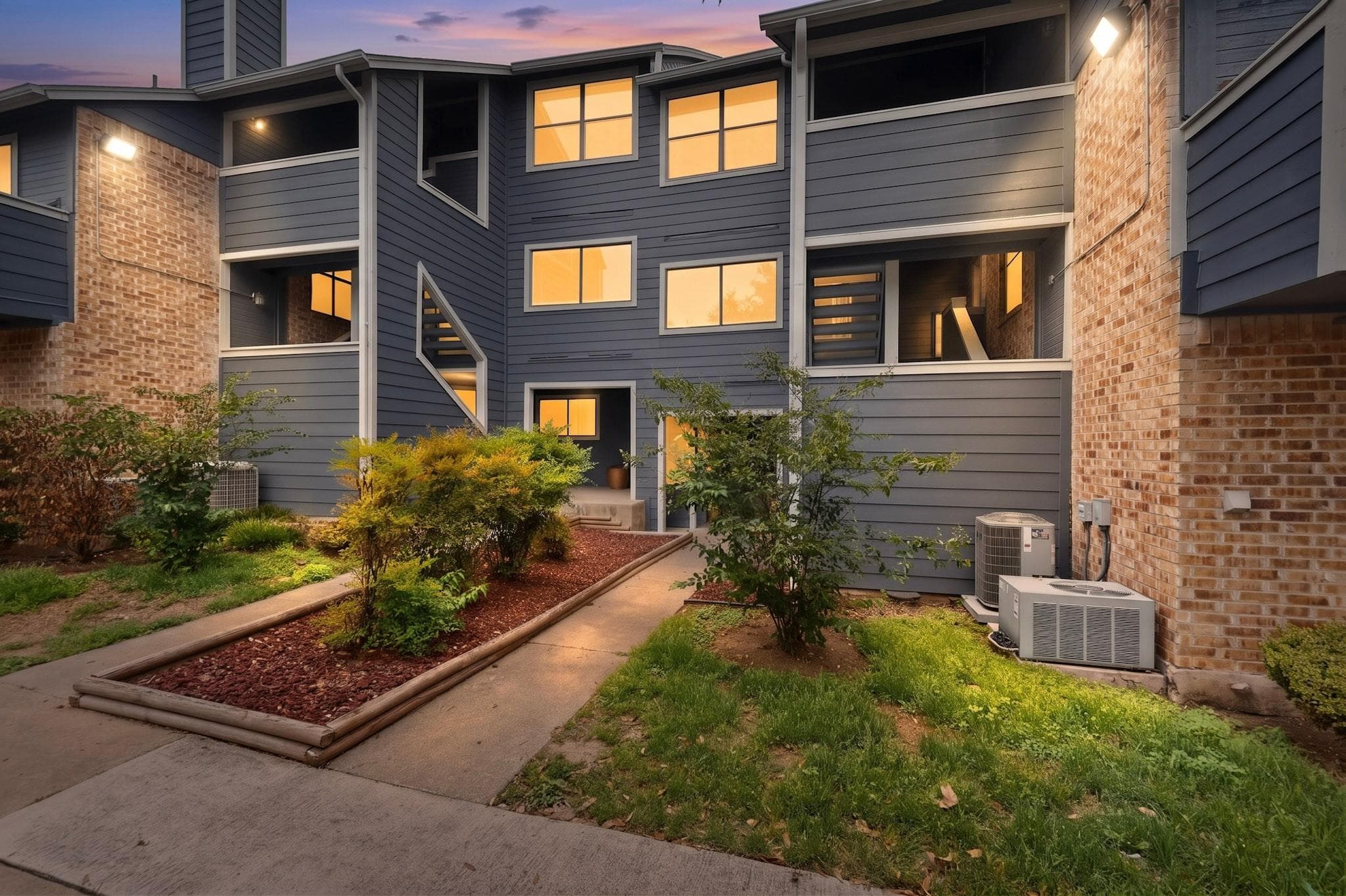 2500 Burleson Rd #506
