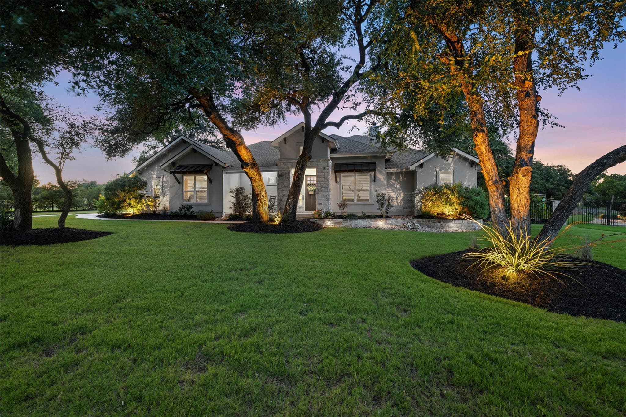 220 Highland Oaks None