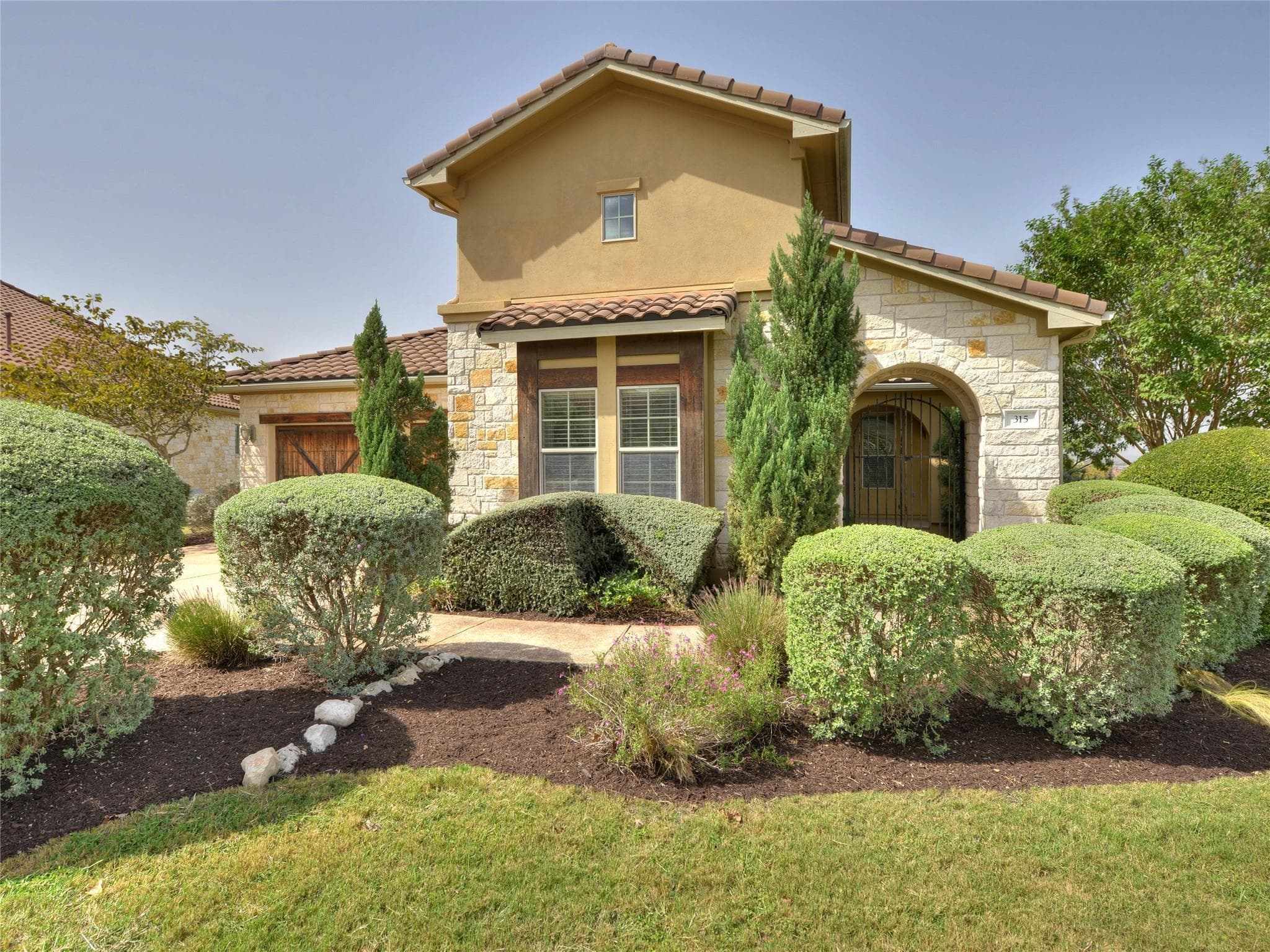 315 Bonaire Ct
