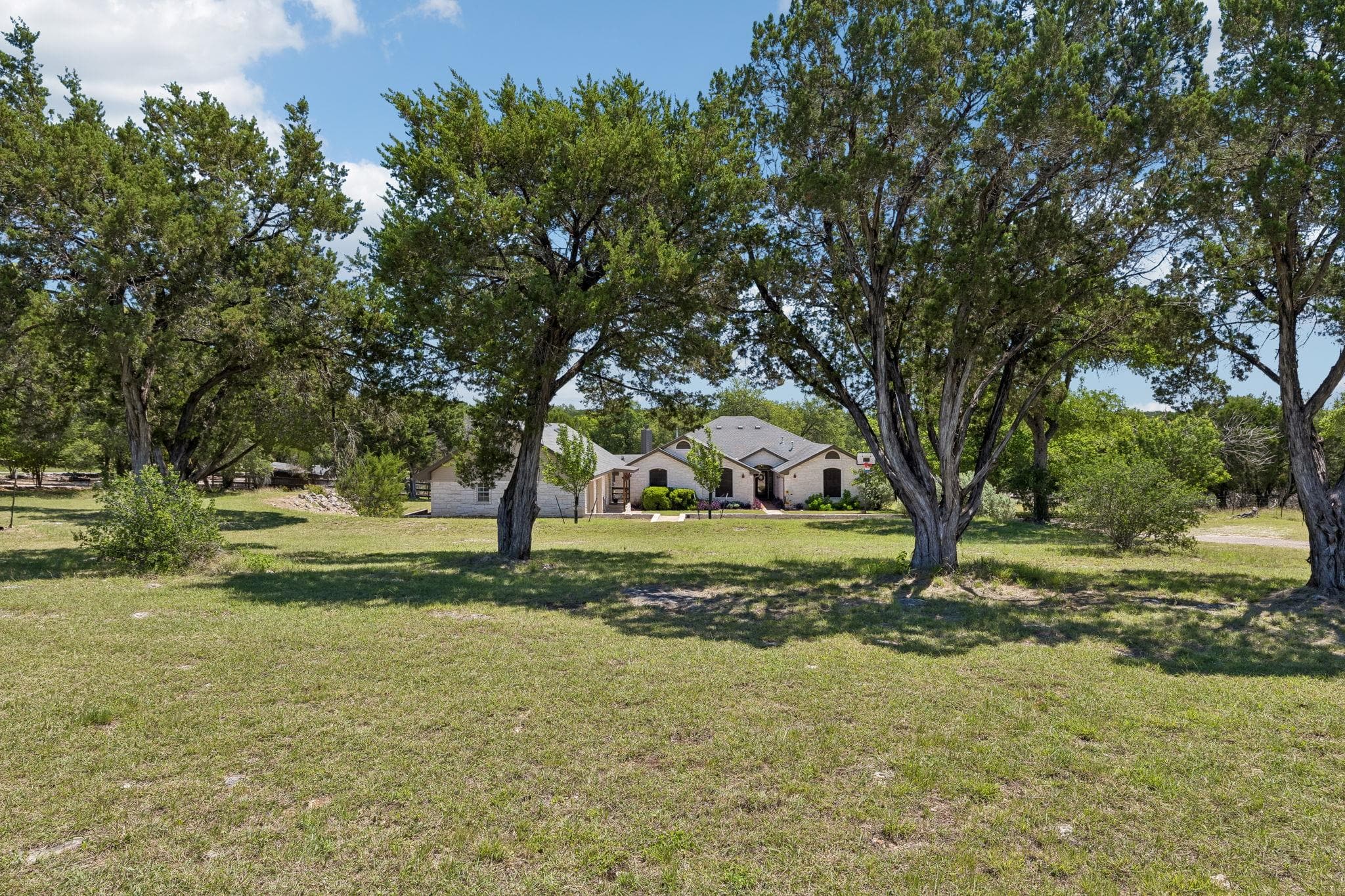 401 Twin Springs Rd