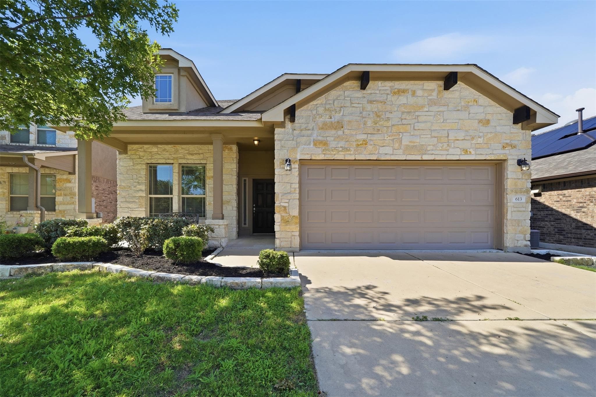 613 Longhorn Cavern Rd