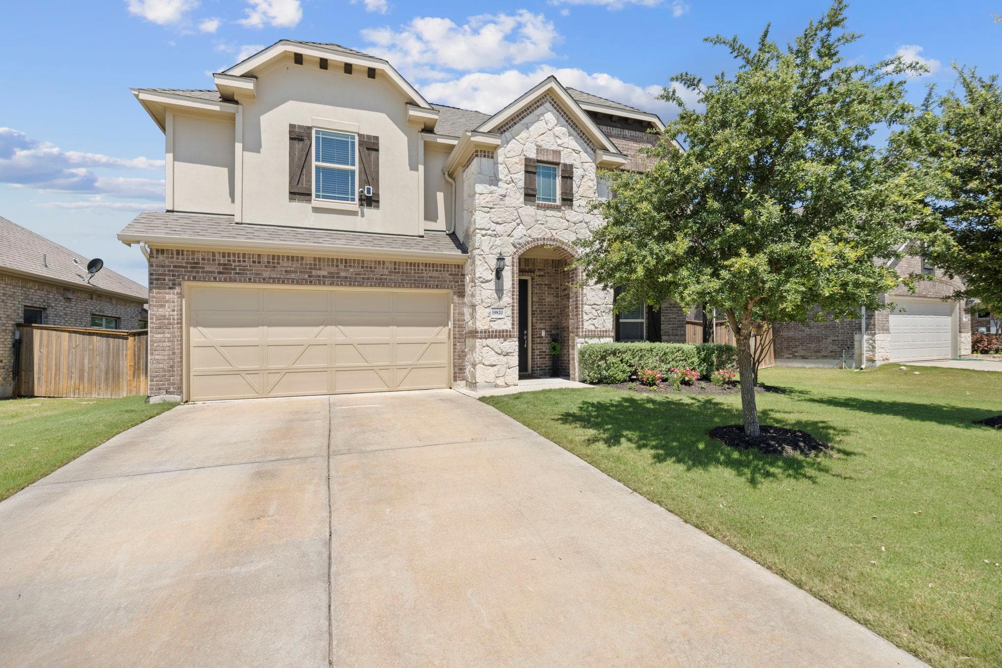19820 E Rhiannon Ln