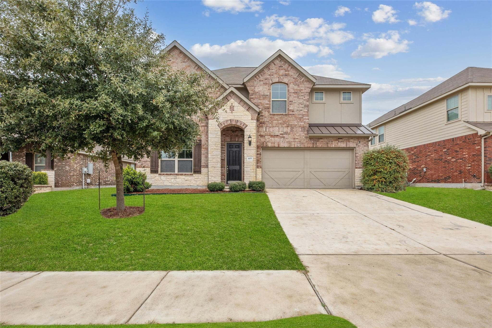 405 Farm Creek Dr