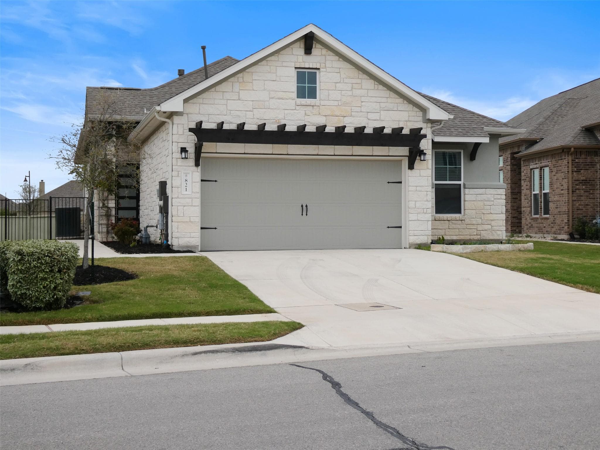 821 FAITH Dr