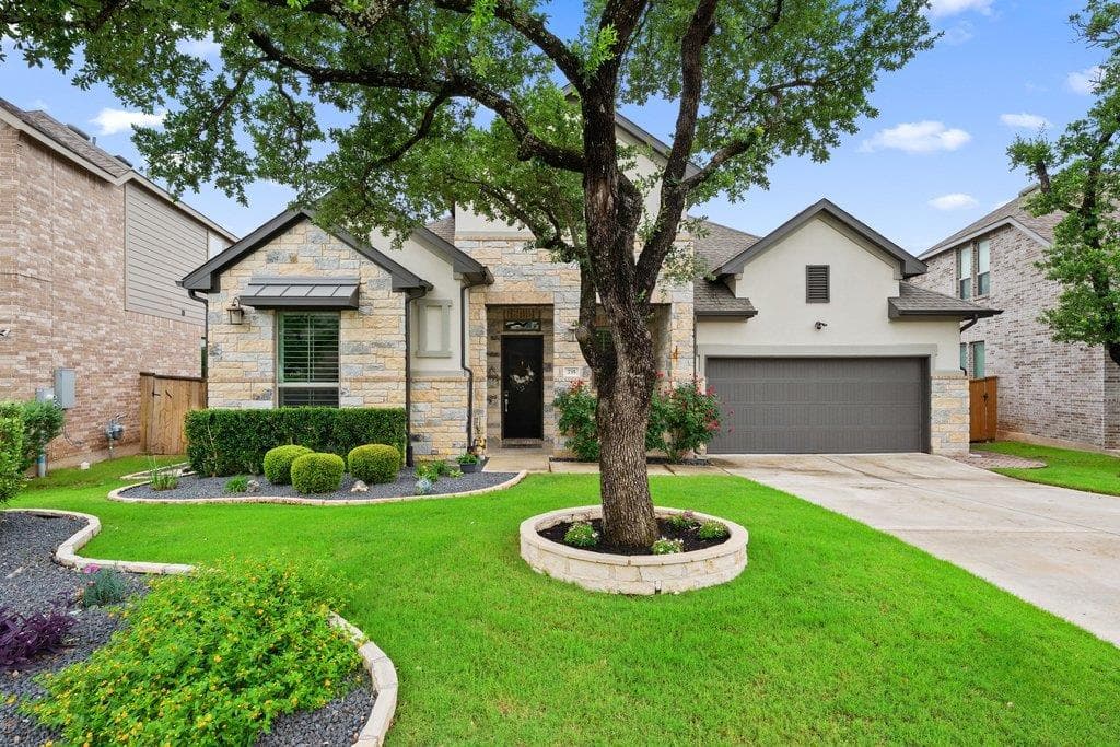 735 Whitetail Dr